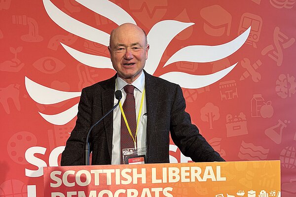 Alan speaking at Cionference